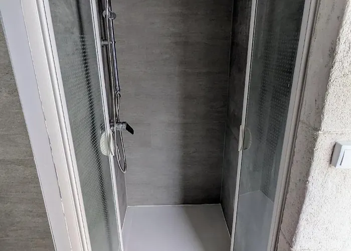 Rez De Jardin Chez Elise דירה *